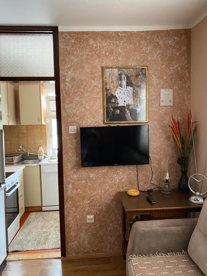 Apartman Sara 플루지네 외부 사진